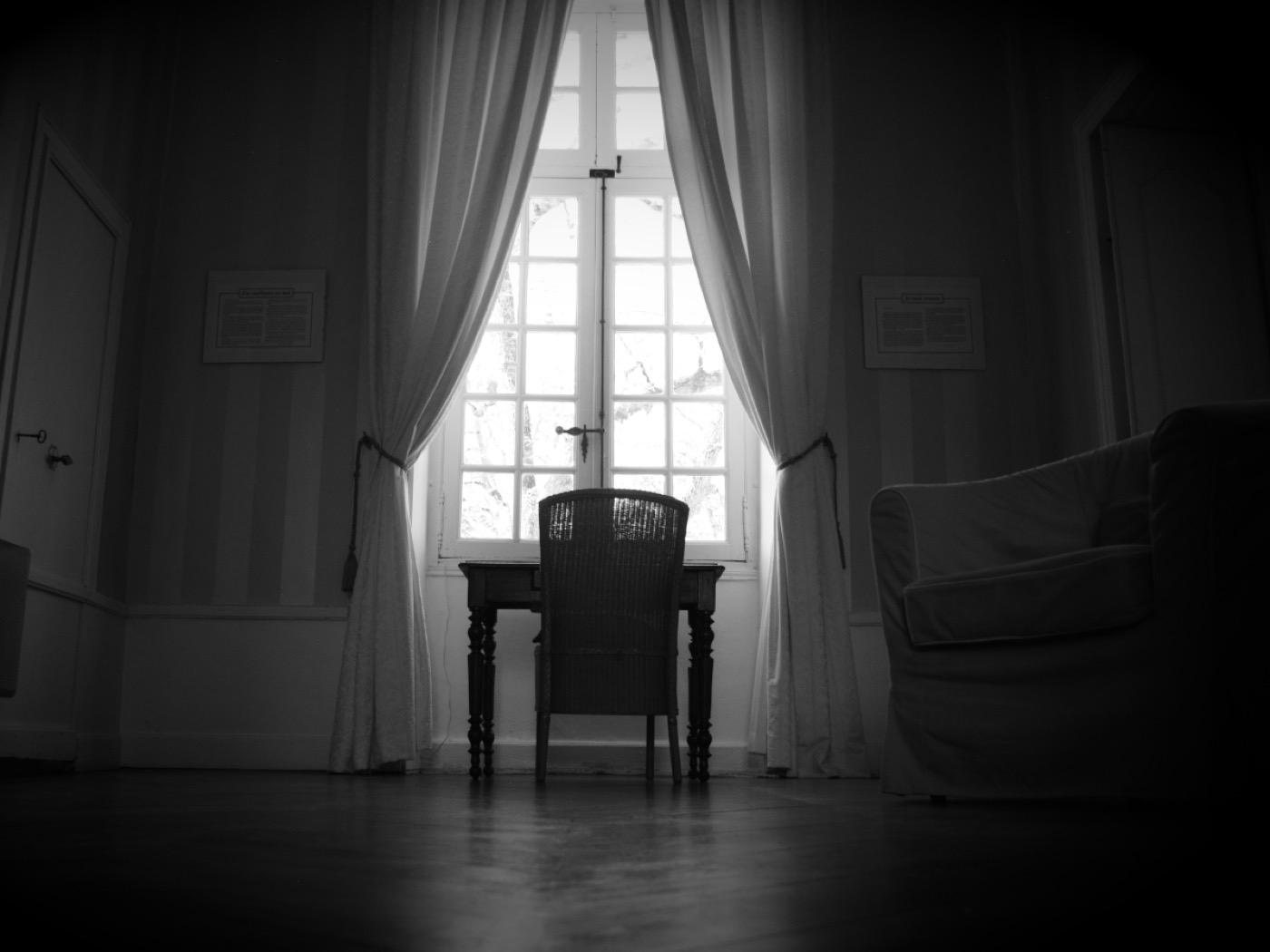 Un salon du rez-de-chaussée.